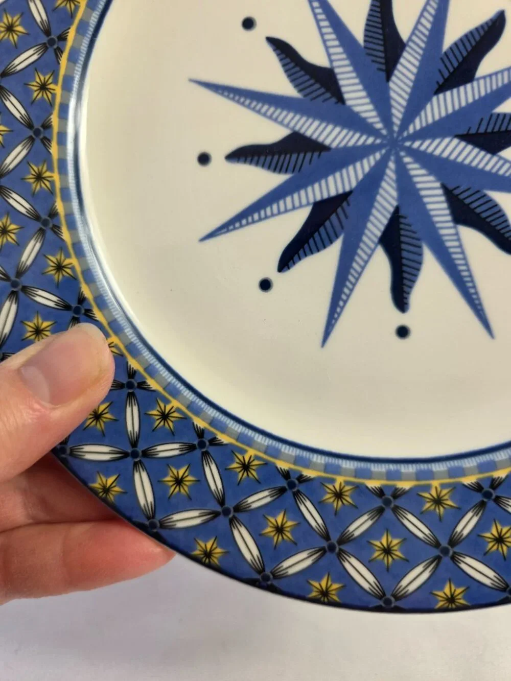 Victoria Beale Williamsburg Salad Plate Blue Yellow and Black Starburst Pattern